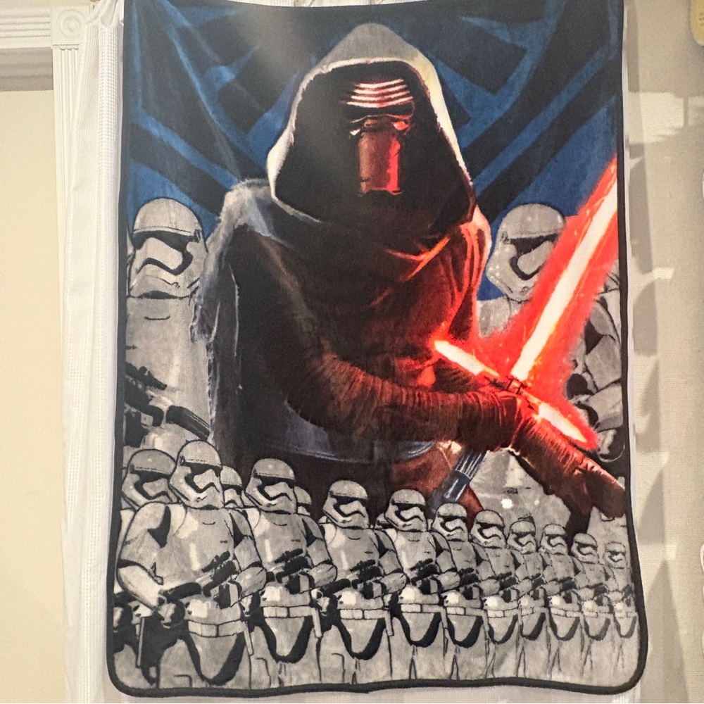 Star Wars Tye Force Awakens Lead Force Kyle Ren 40”x50” Silk Soft Throw